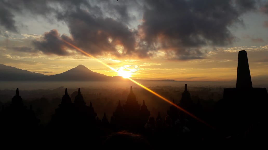 Borobudur Afternoon Tour - Online Borobudur Tour Services